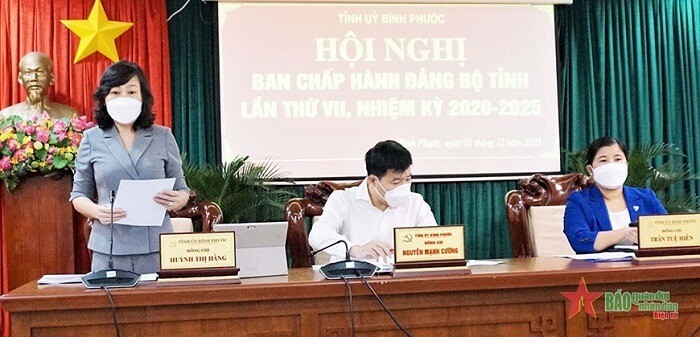 Lãnh đạo Bình Phước phát biểu tại hội nghị.