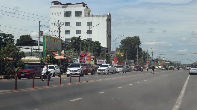 Đường quốc lộ 14, đoạn qua H.Chơn Thành (Bình Phước)