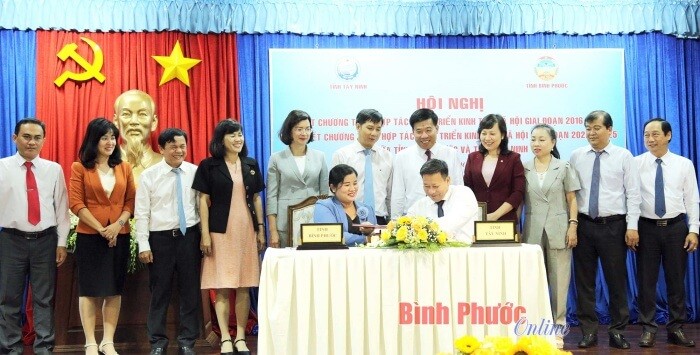 Ký kết Chương trình hợp tác phát triển kinh tế - xã hội giai đoạn 2022-2025 giữa tỉnh Bình Phước và Tây Ninh